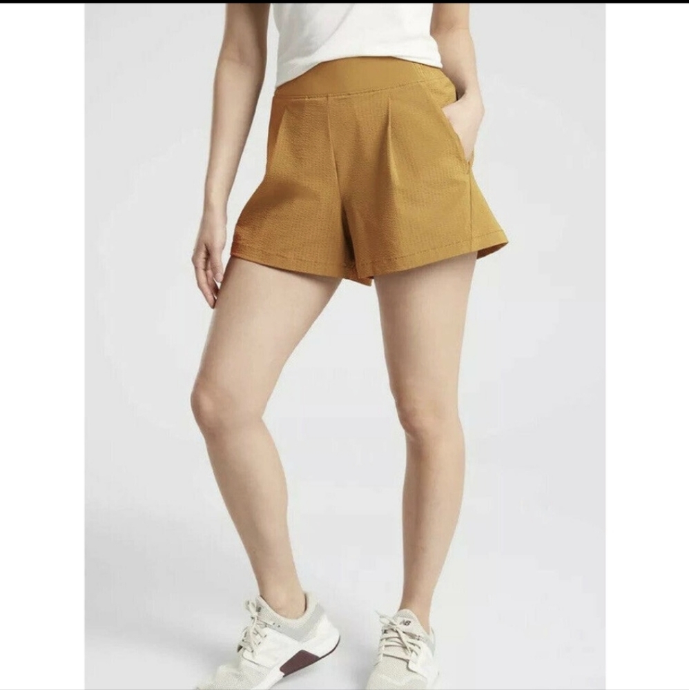 Athleta Textured Brooklyn Stretch Shorts Yellow Gold 💛 Sz 14
